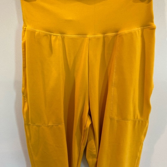 Paragon Joggers Mustard Yellow Womens Size Medium - Picture 5 of 6